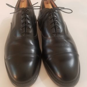 SOLD-----Allen Edmonds Park Avenue Mens Black Oxford Size 10.5C